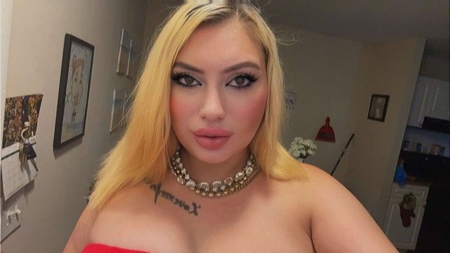 Sarasota/Bradenton Female Escort — BBJ, GFE, Kisses, Massage & Extras - 1