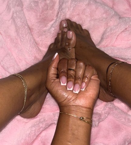 Chocolate City outcall escort — discreet, deposit required - 1