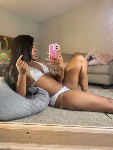 Columbia In-Calls Only — Slim “Thick” Escort for Incall Play - 1