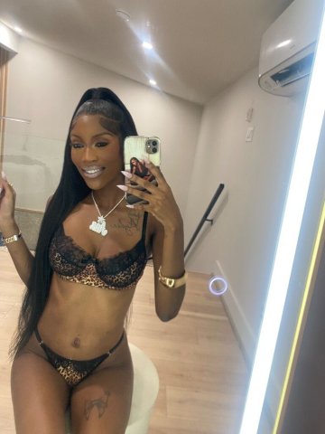 Sexy Chocolate ⭐❤ — 24 in San Antonio, TX (Hosting or Visits) - 1