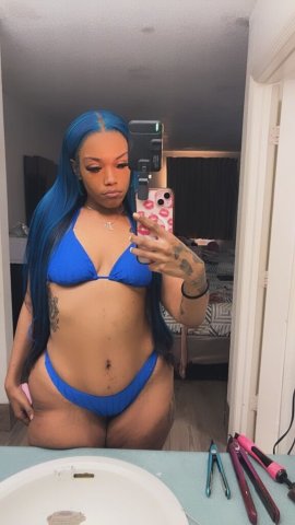 Savannah Head in Da City  Upscale Throat Service (2 Girl Special) - 1