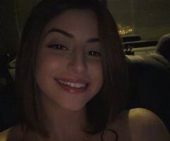 Manhattan Petite Islander Escort — Isabella (27) - Image 3