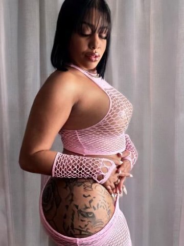 Latina girl escort (no Cubanos) — in New Orleans for a few days - 1