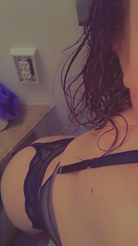 Little Rock Female Escort — Juicy Young White - 1