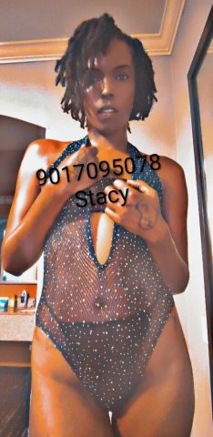 Memphis IN/OUTCALL Female Escort — In-call & text for couples - 1