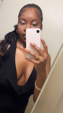 Soft Bay Area Female Escort — Outcalls Only & Private Hangs - 1