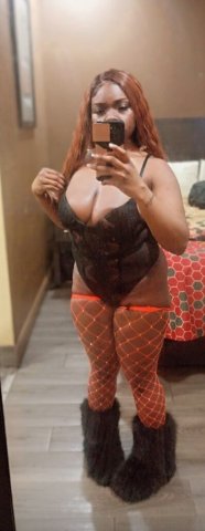 Petite Austin Escort — Discreet Time Only Sessions - 1