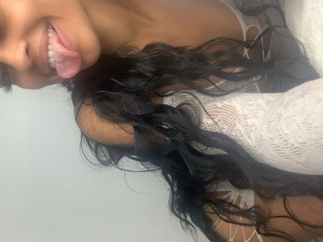 San Diego Incalls/Outcalls Female Escort — FS Included, No Explicit Talk/Pictures - 1