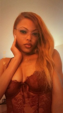 Golden Caramel Escort with Video Verification — No Negotiations - 1