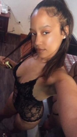 San Fernando Valley Female Escort — outcalls, incall & car fun - 1