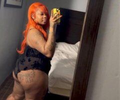 Female Escort in Louisville, Kentucky — Hour Options - Image 2