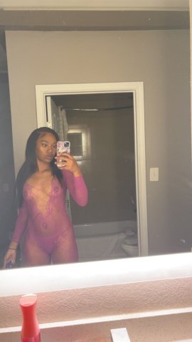 Tampa Female Escort — Outcall Only - 1