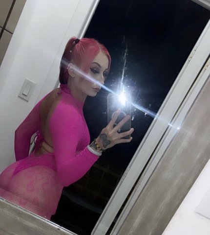 North Bay, CA Female Escort — Outcalls Only, Upscale Service - 1