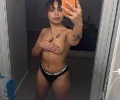 New Orleans escorts - New Orleans Downtown / CBD & Freret Area — Soft conversation, mature vibes (24)