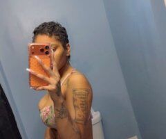 Toledo Slim Waist Escort for One Night — Facetime/Duo Verification - Image 3