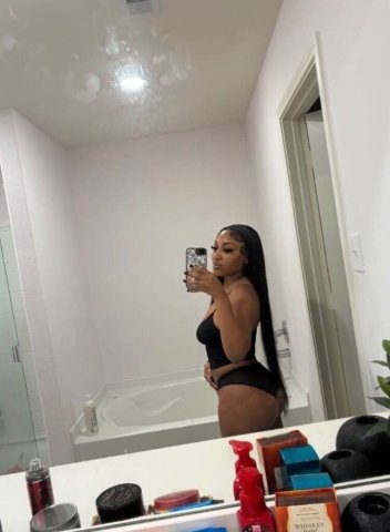 Outcall (22) — Petite & Fun Size Kitty  - 1