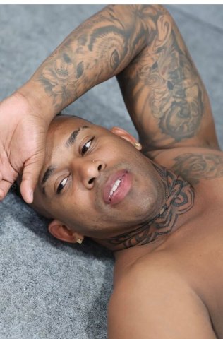 Cuban Boy Male Escort in San Francisco (8-inch) - 1
