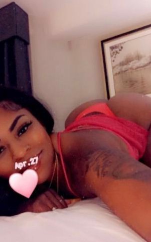 Washington D.C. In-Call Female Escort — Natural Phat Ass - 1