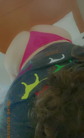 Seattle WA Thick Thighs Petty Escorts — Incall & Outs - 1