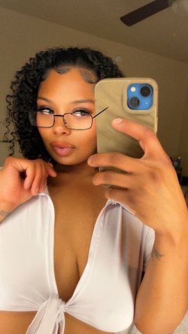 Sexy Seductive Goddess (26) — Outcalls/Incalls, Fetish/CBT-Friendly - 1