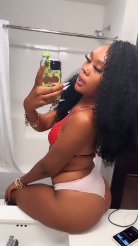 Baton Rouge Female Escort — 100 WET PARTY, tight grip, no bare/no anal - 1