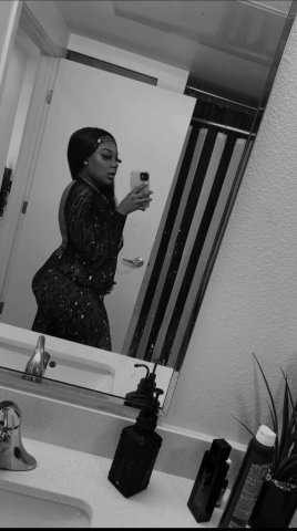 Sexy Lil Curvy Chocolate Escort — Fun & Massage - 1