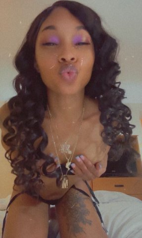 Fargo Female Escort — serious inquiries only, lingerie plus photo booking - 1