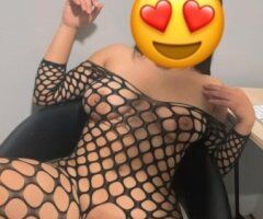 Latina curvy escort — fotos reales - Image 3