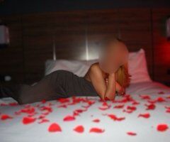 Discreet Female Escort in Warwick, RI — Book in Advance - Image 2