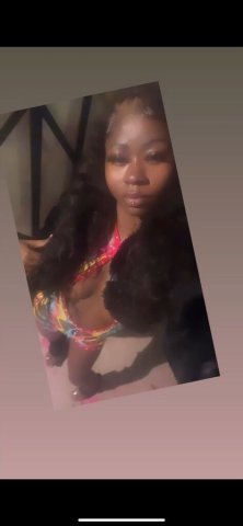 Nini in Concord, CA — Female Escort (outcalls, deposit required - 25) - 1