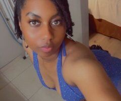 Imperial County escorts - Imperial County, CA Petite Female Escort — Massage & Dinner Dates