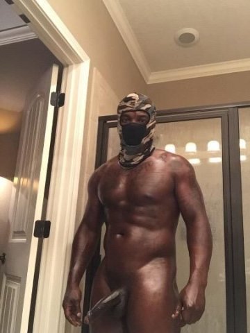 Columbia Male Escort — 10in Phat, DL/uncut (TOP hung) & massages - 1