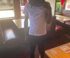 Detroit Male Escort — HMU, massages, personal training, yard work, cleaning - Image 2