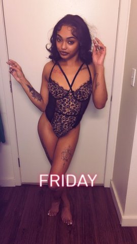 Charleston, SC Petite Female Escort — Small Tits & Wet Kitty - 1