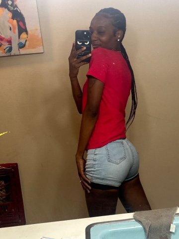 Lafayette Female Escort — Video Calls & Pics - 1