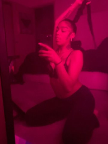 Oklahoma City Female Escort — Outcalls & cardates only - 1