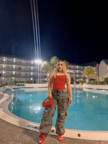 Miami Goddess-Devil Moments - 1