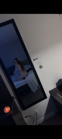 Pretty Slim Petite White Girl (24) — Louisville, KY Female Escort - 1