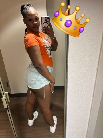 Raleigh-Durham Female Escort — Slow, playful full-service package - 1