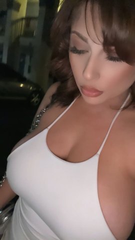 Cleveland Female Escort — Busty Brunette Bombshell (New In Town) - 1