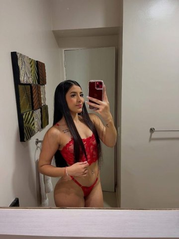 Beautiful Latina Escort (23) in Austin for Discreet Private Bookings - 1