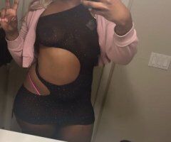Everett escorts - Ebony Escort in Everett — Thick, oral-focused fun with discreet screening