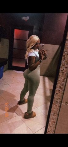 Madison Female Escort — Specials, in-calls and out-calls - 1