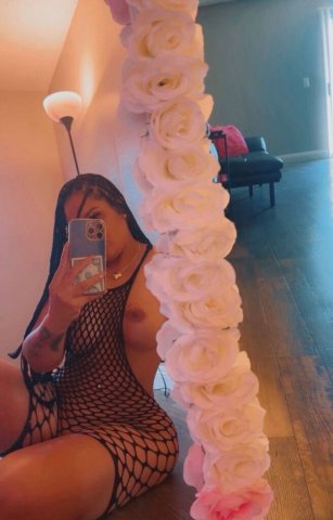 Latina Escort Visiting Elmsford (Only Appointments) - 1