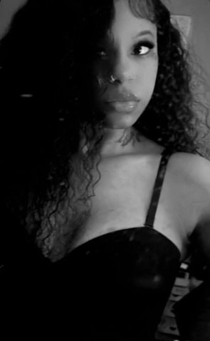 Nylla in Sacramento — Carplay + Outcalls (24/Deposit for Outcalls) - 1