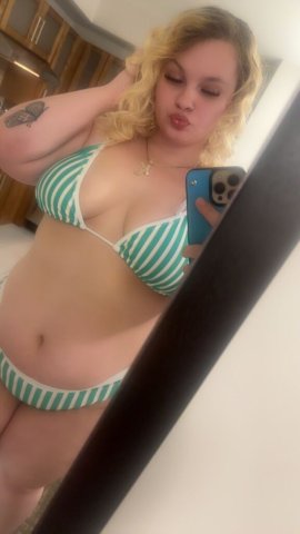 Benzie — Premium companionship with VIP dinner, nightlife, and travel in Detroit - 1