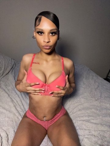 Kansas City MO Female Escort — Incalls Available, Verification Required - 1