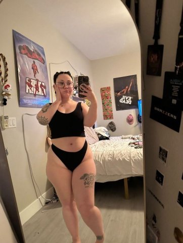 Minneapolis/St. Paul MN Female Escort — Outcall, Incall, Car-Date & Video/Photo Sales - 1