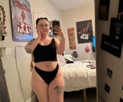 Minneapolis/St. Paul MN Female Escort — Outcall, Incall, Car-Date & Video/Photo Sales - Image 1