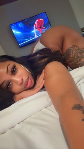 Sammy — South Jersey Curvy Female Escort (Incall/Outcall) - 1